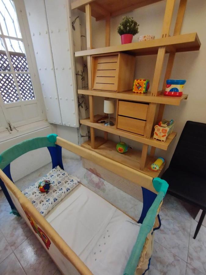 Apartamento Piso en el casco antiguo con patio privado Sevilla Exterior foto