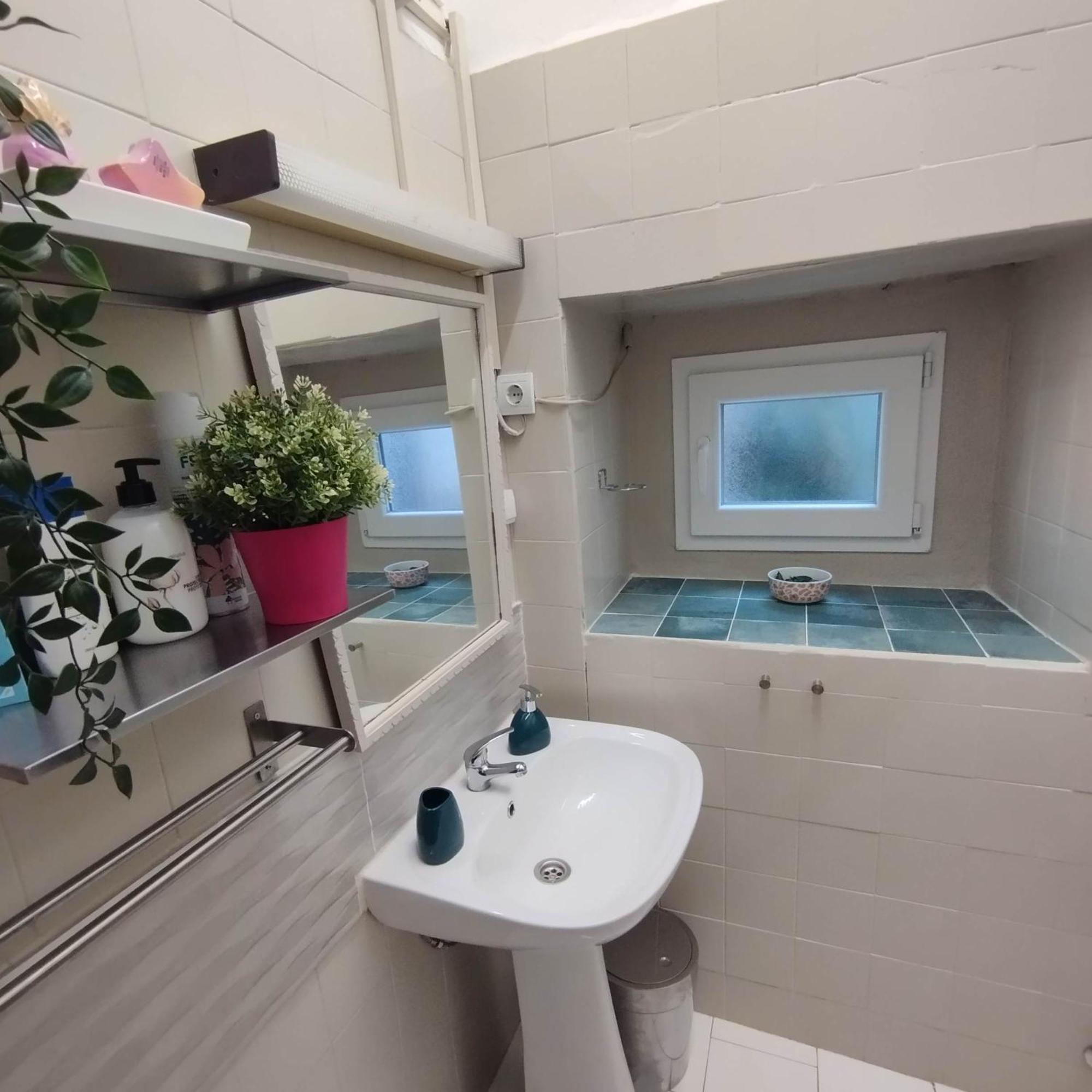 Apartamento Piso en el casco antiguo con patio privado Sevilla Exterior foto